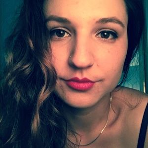 Meet your Posher, Juliet